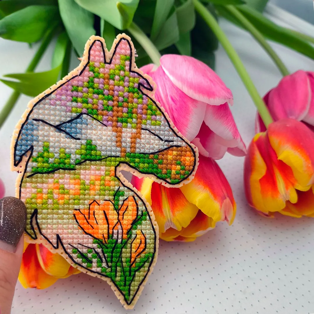 Весенние лошадки! Скачиваем! На фото потрясающие отшивы от Маши Пустоваловой, Валентины Шапарь и Мар
