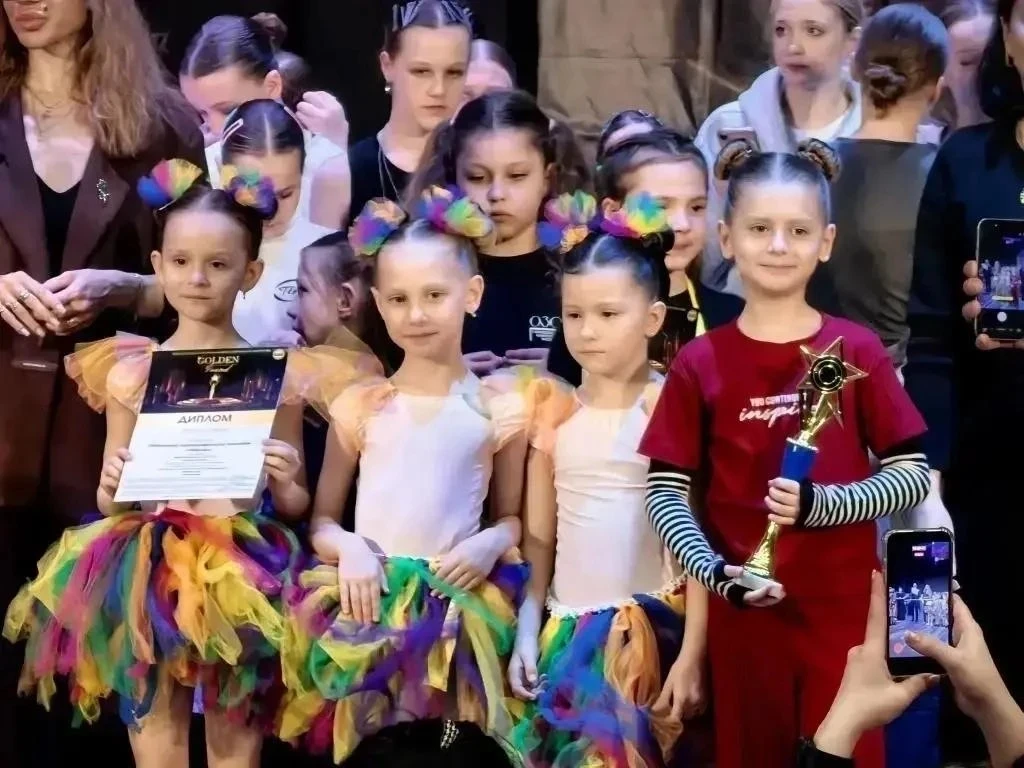 🏆 ПОВОД ДЛЯ ГОРДОСТИ!🏆  С радостью делимся замечательными новостями! Наши талантливые 4 школа : учен