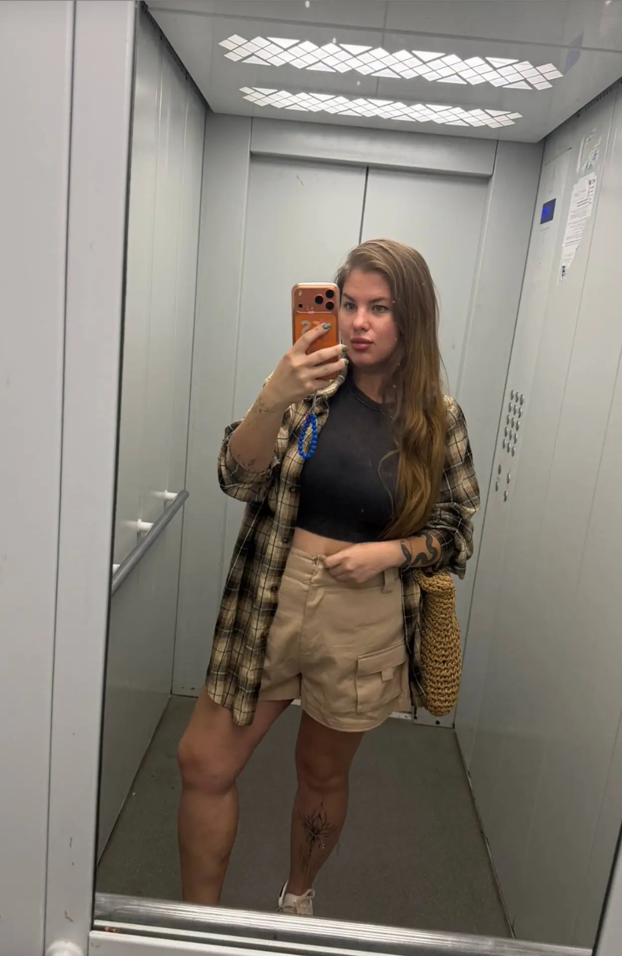 Мини-игра лично от меня ❤️🤳🏼

Пока я дома, в Новороссийске, я очень скучаю по роллам из Сушиселл �
