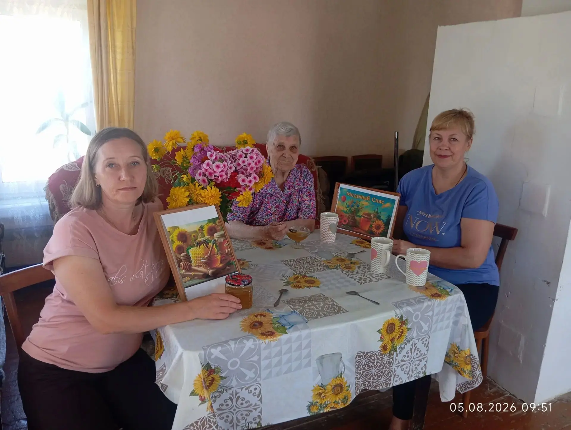 🍯 Медовый Спас в нашем центре: тепло, мёд и душевные истории