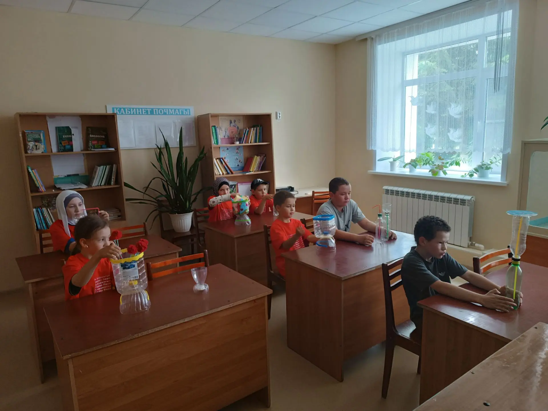 Лагерь «Балкыш», день 13. Задание было: «Вторая жизнь вещам». Мини-проект. А получился — целый фести