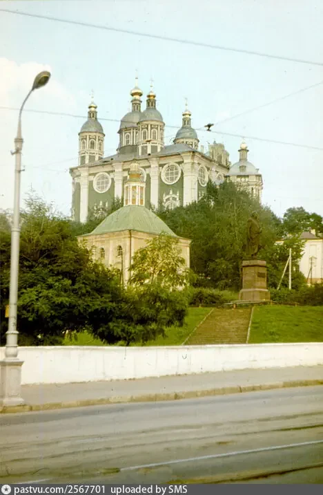 Есть что-то уютное и добро в этих старых фотографиях.

Наш Смоленск прекрасен всегда.

Узнали когда 