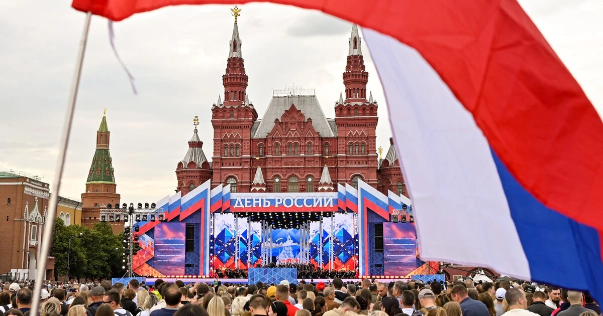 «Память поколений»
День России — государственный праздник, который ежегодно отмечается 12 июня. Он з