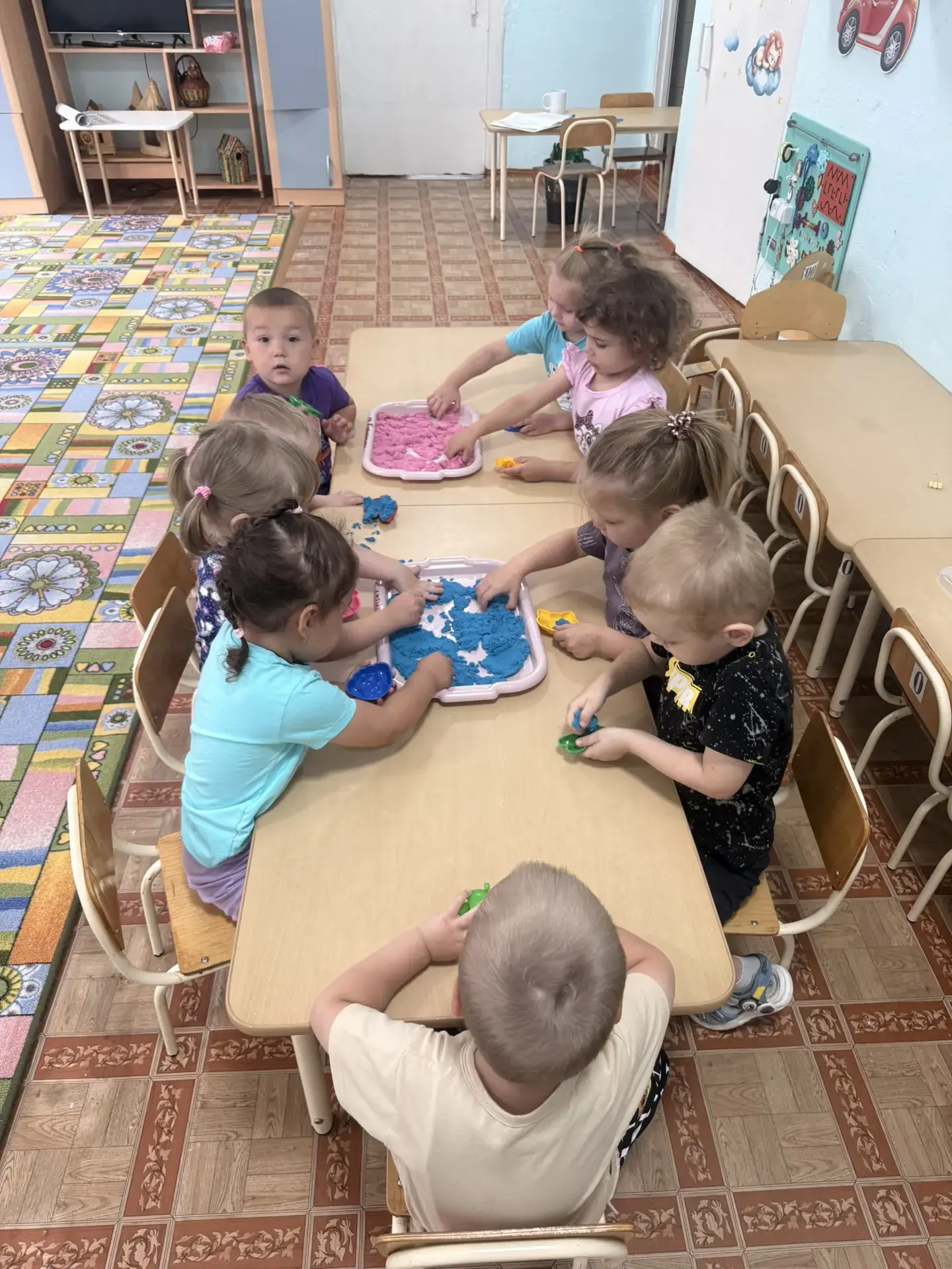 🏖️ День песочных фантазий в нашем детском саду! В нашем детском саду прошёл День песочных фантазий!
