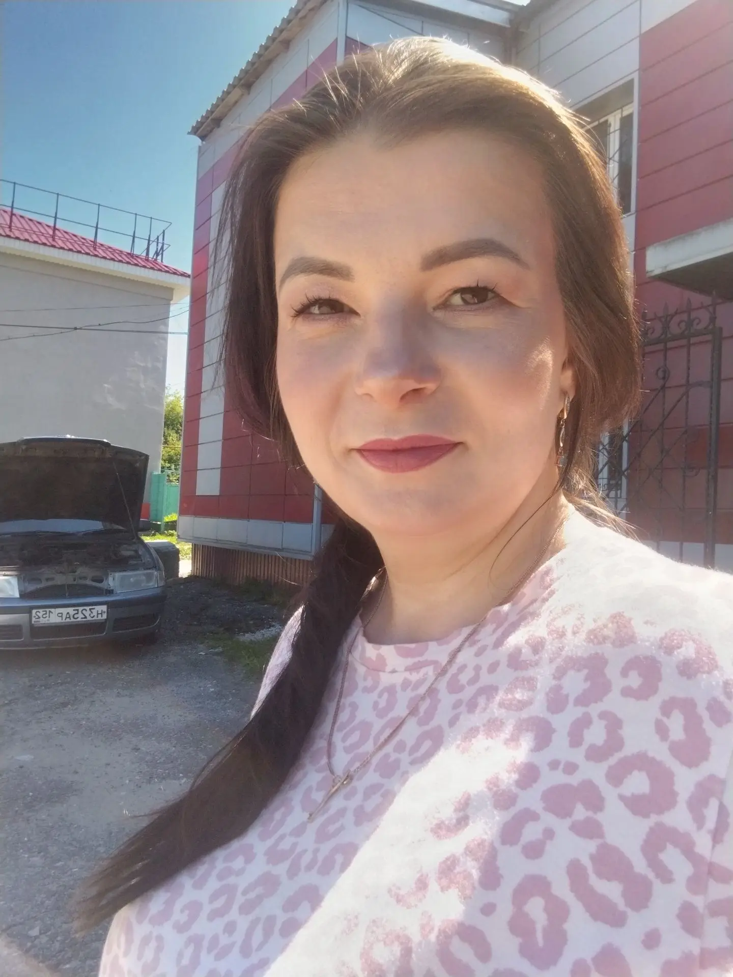 Пусть каждая ваша суббота начинается с макияжа 😅😘
