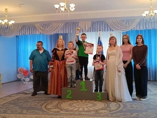 👍Артур, отличная игра!♟️♟️♟️ Гордимся тобой!🏆🥇  9 апреля на базе МОУ Раменской СОШ №5 (ДО 42) старто
