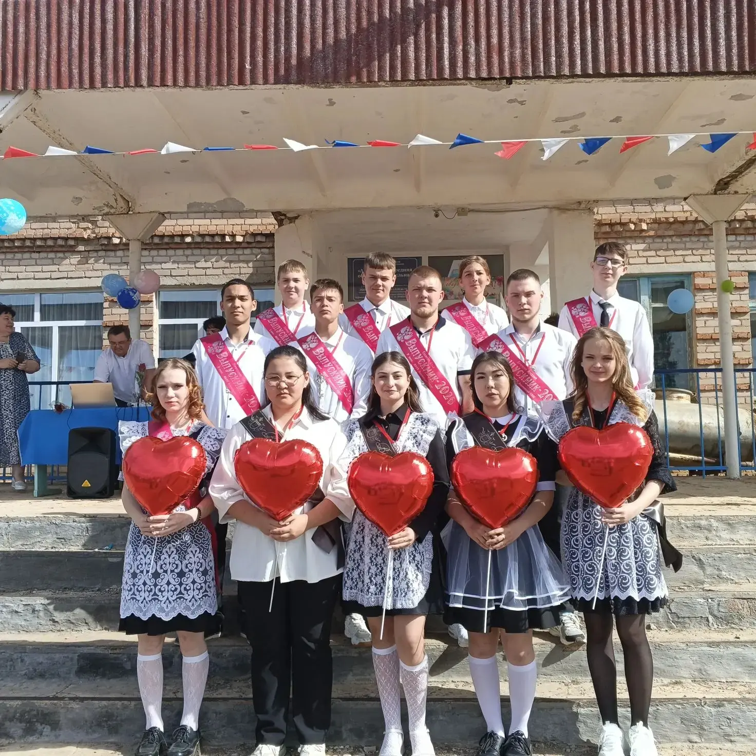 🔔🎉 Последний звонок 2026 — праздник, объединяющий сердца!