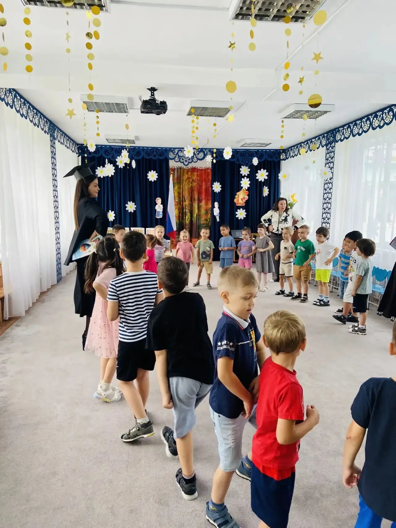 Снова в садик! Как прошёл наш День знаний 🎒🍁