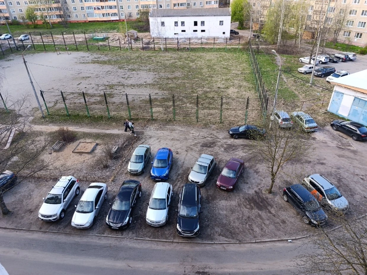 ❗Из припаркованных машин в Иванове начали сливать топливо