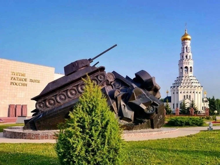 🎗12 июля 1943 года в ходе Курской битвы произошло легендарное танковое сражение под Прохоровкой. 
 
