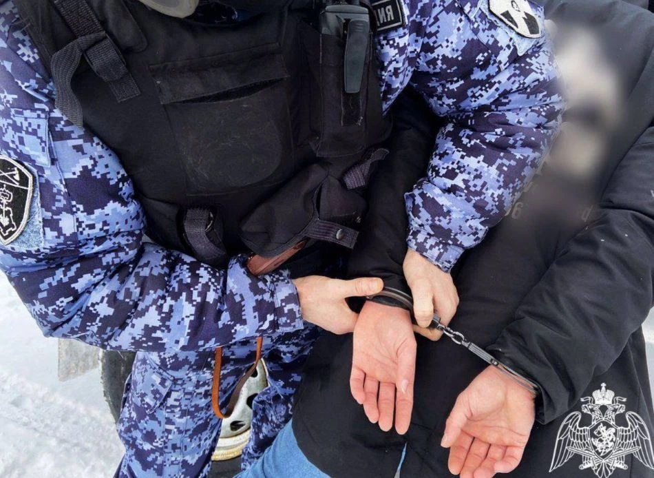 В Кирове сотрудники Росгвардии задержали подозреваемого в серии магазинных краж