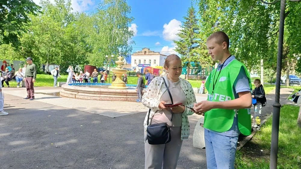 В День защиты детей спасские волонтёры помогали жителям проголосовать за благоустройство!
❇️Волонтёр