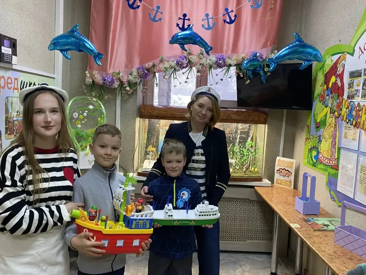 НЕЗАБЫВАЕМЫЙ ДЕНЬ НАШИХ ДЕТЕЙ  За окном снегопад, а у нас начались яркие, радостные и искрометные пр