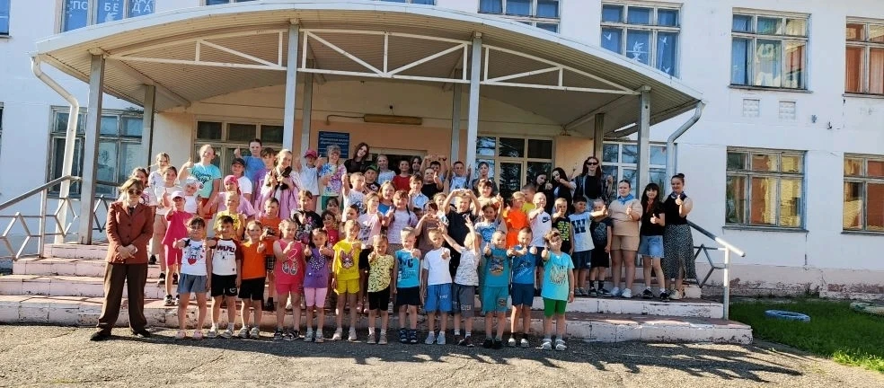 «Праздник открытия» прошёл на ура!
Вот и пролетел третий день нашей лагерной смены, и какой же он бы