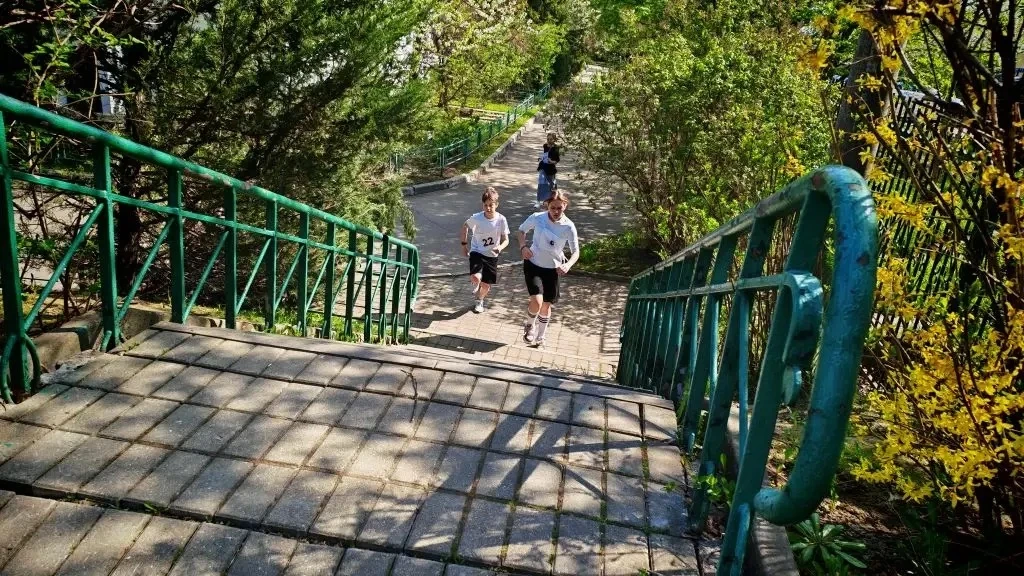 🏃‍♂️💥 Один промах — и ещё круг! В школе прошёл настоящий биатлон на скорость, выдержку и точность  ❄