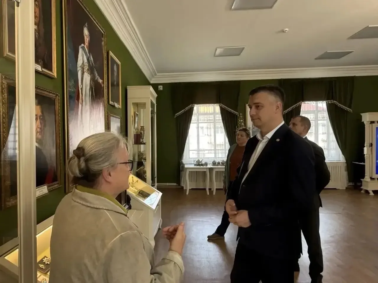 Дмитрий Захаров:  Сегодня провел весь день в Алатырском округе. График был плотный, объехал нескольк
