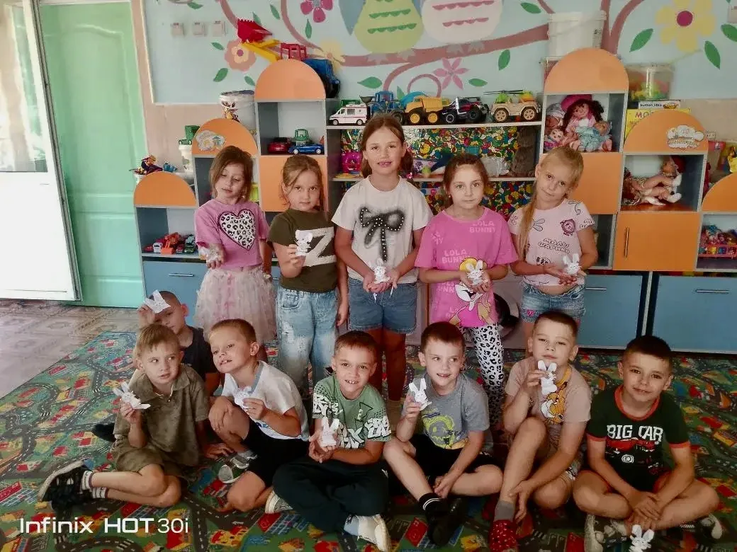 🐰Подвижный зайчик- гармошка из обычной бумаги!