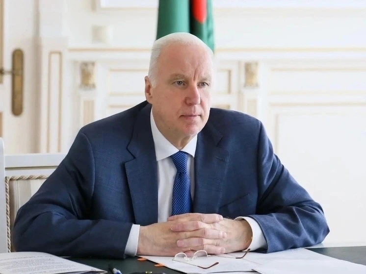 🚨 Александр Бастрыкин затребовал доклад об избиении школьницы в Вятских Полянах