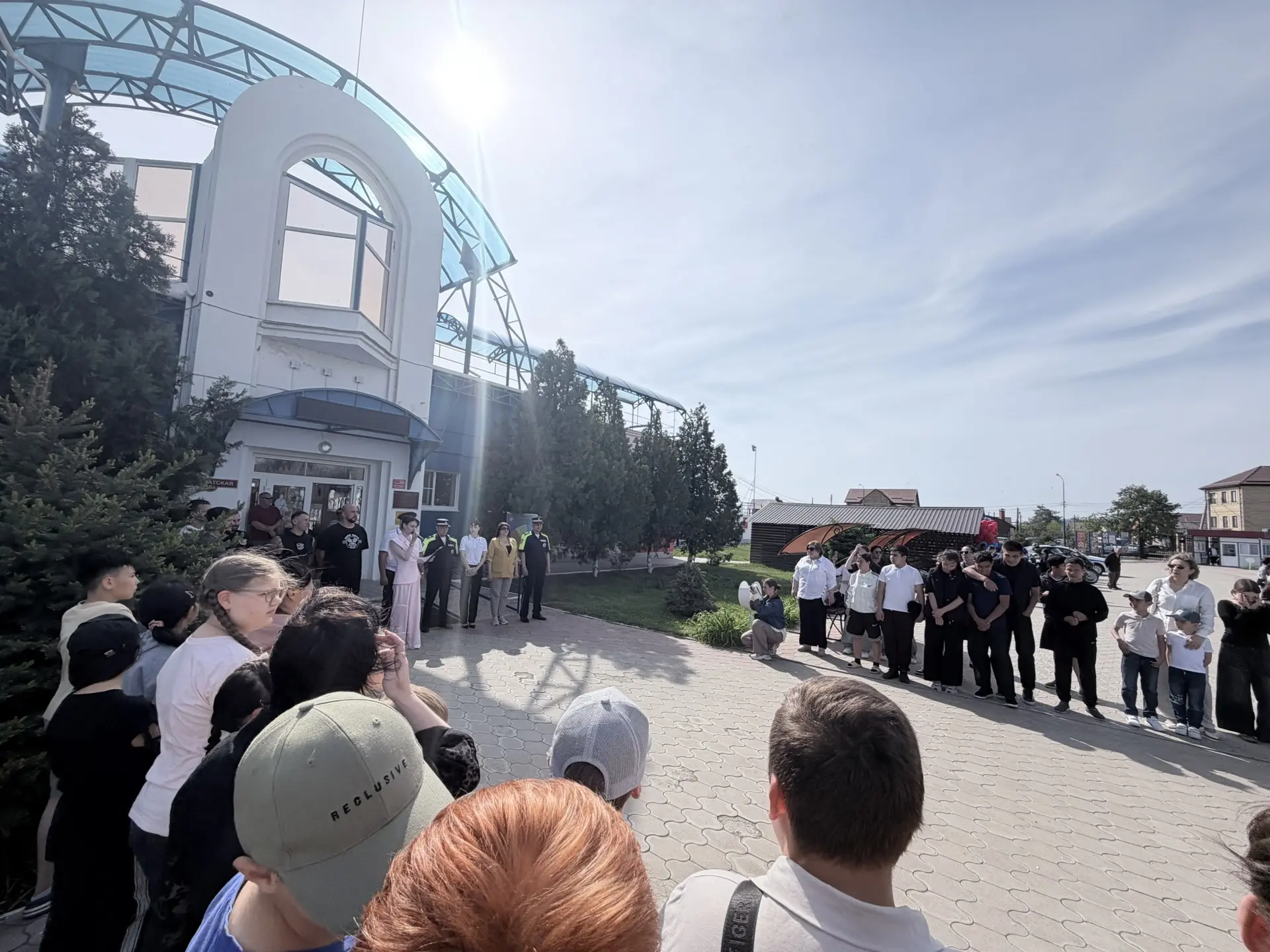 Вчера ученики нашей школы приняли участие в масштабном мероприятии в Красном Яру, приур...