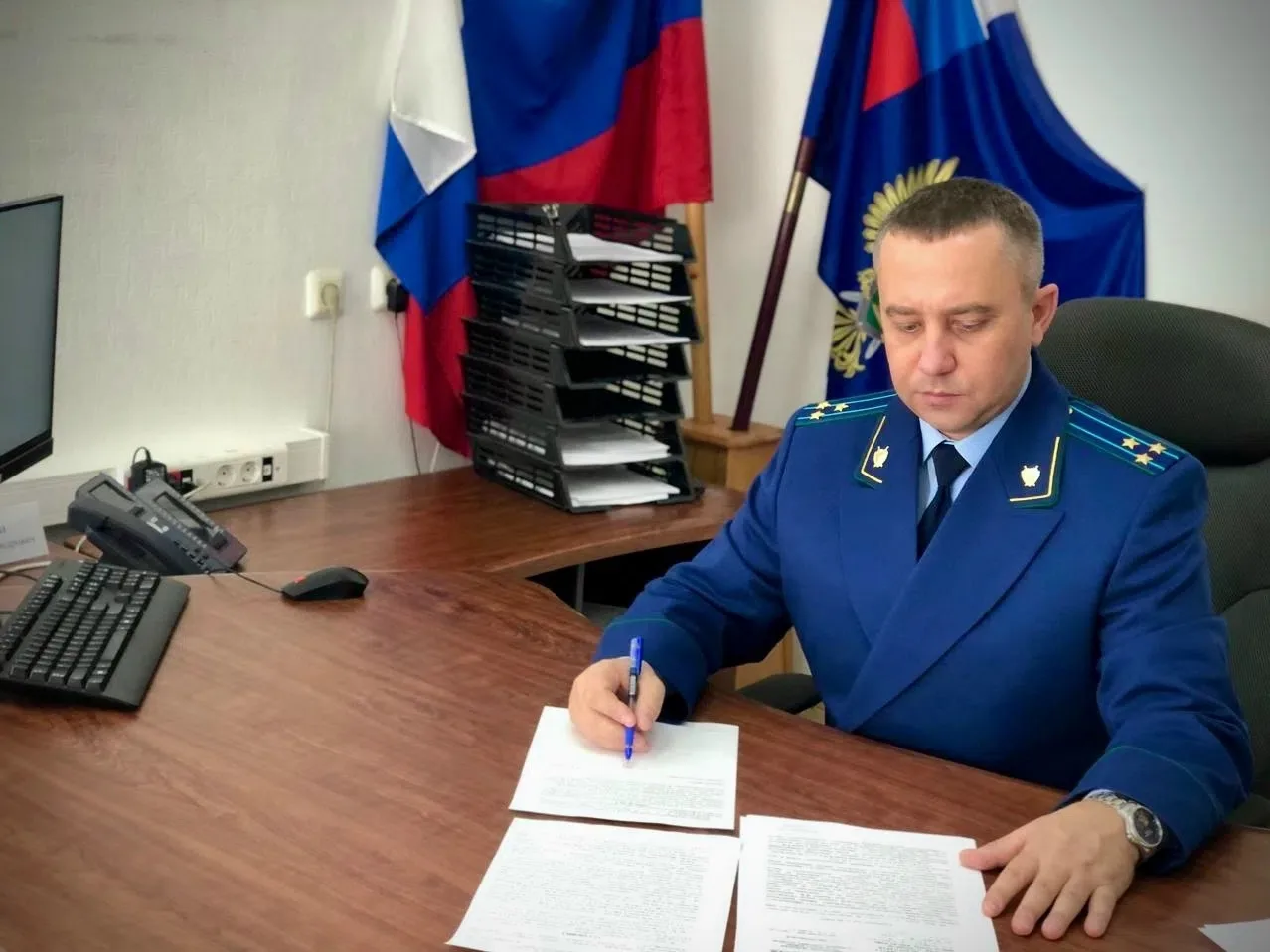 Прокуратура направила в суд уголовное дело о демонстрировании символики экстремистской ...