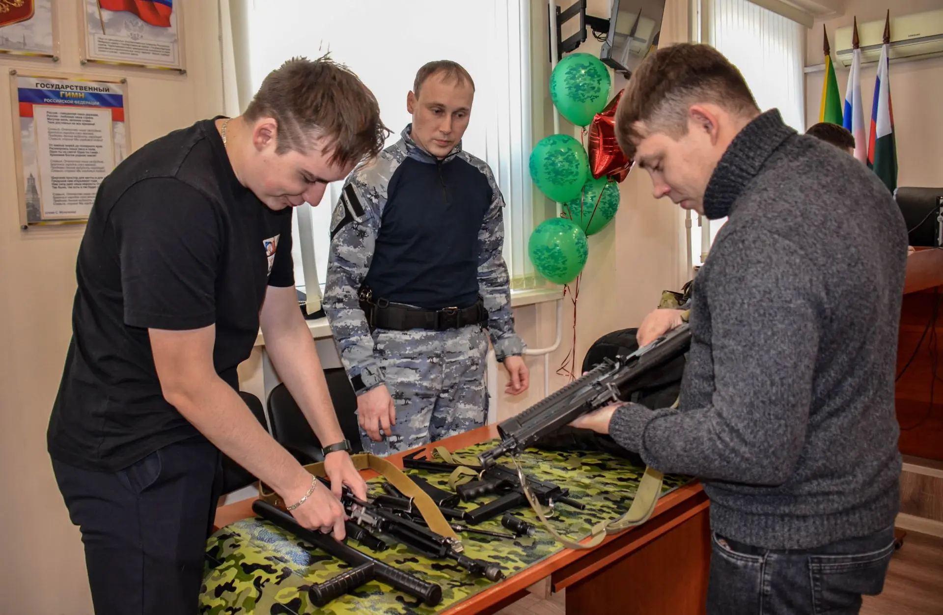 День открытых дверей для выпускников-юристов провели в УФССП Забайкалья  Студенты четвертого курса ю