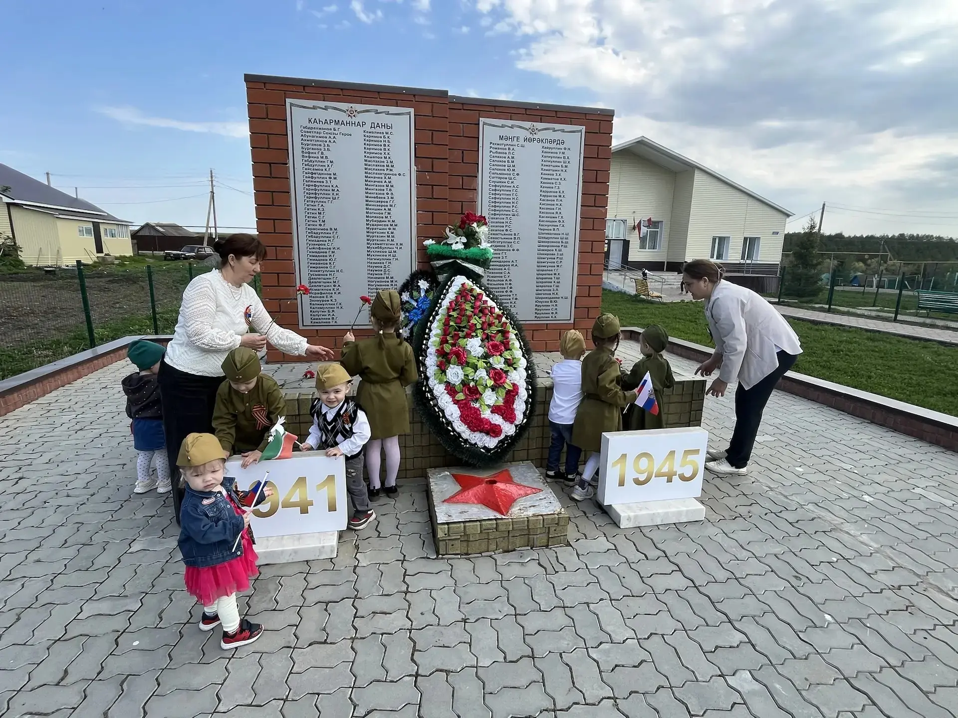 Мәдәният йортында Бөек Ватан сугышында  Җиңү көненең 81 еллыгына багышланган бәйрәм чар...