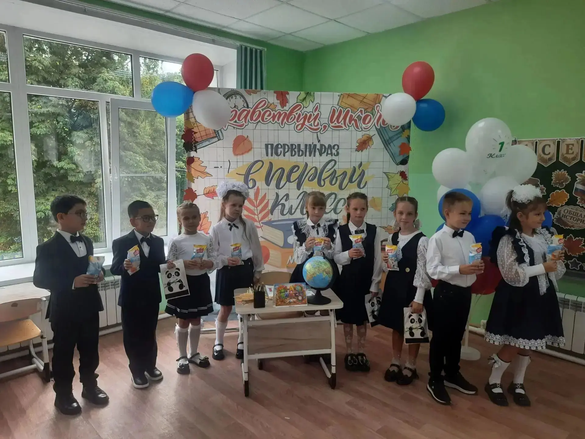 СЛАДКИЙ СЮРПРИЗ В ДЕНЬ ЗНАНИЙ🍦