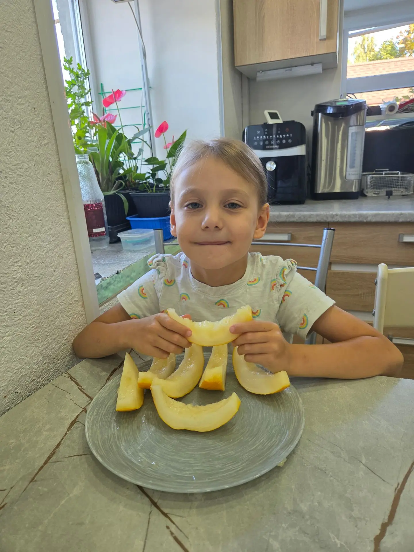 Дегустируем дыню 🍈