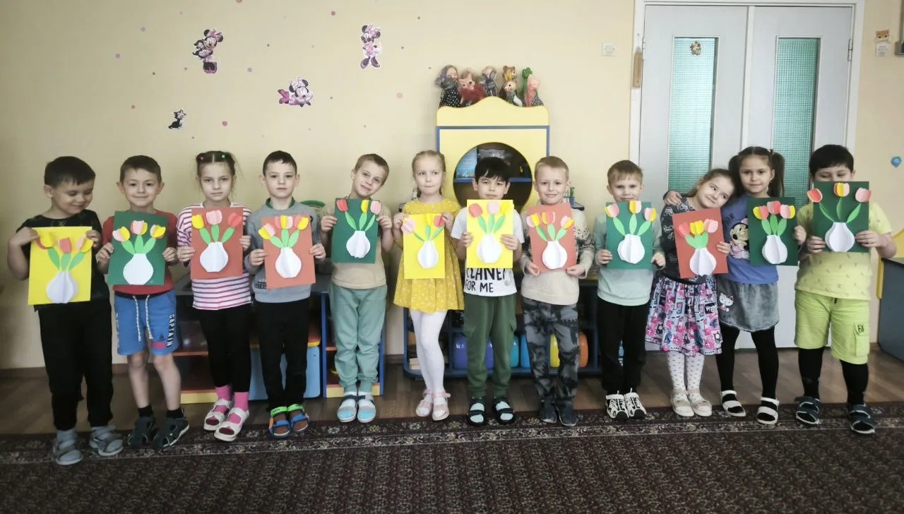 🌷🌷🌷🌷🌷🌷🌷🌷🌷🌷 Дети группы № 6 здание 3 поздравляют любимых мамочек❤️  #Школа935 #ДОНМ #ШколыКолледжиМос