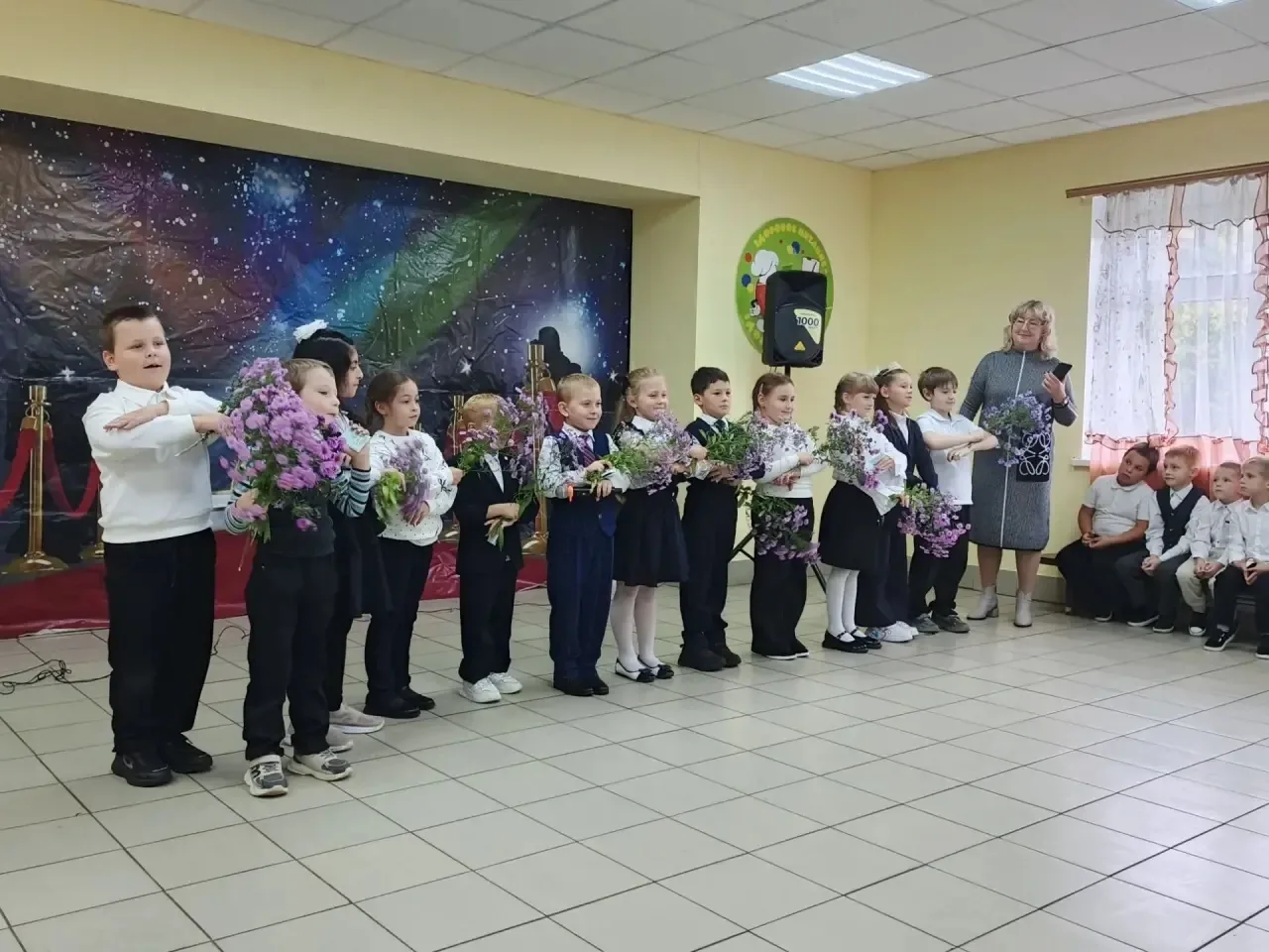 🎉 Сегодня в нашей школе состоялся праздничный концерт ко Дню учителя! 🎉