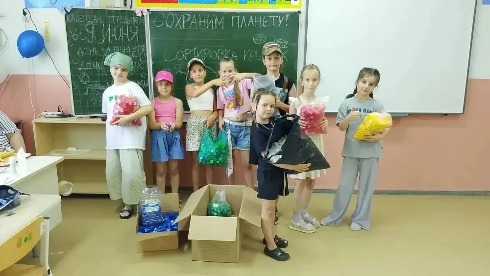 Как на детской площадке рождается большая забота о природе 🌿🧡

Вчера наши юные герои из отрядов «Р