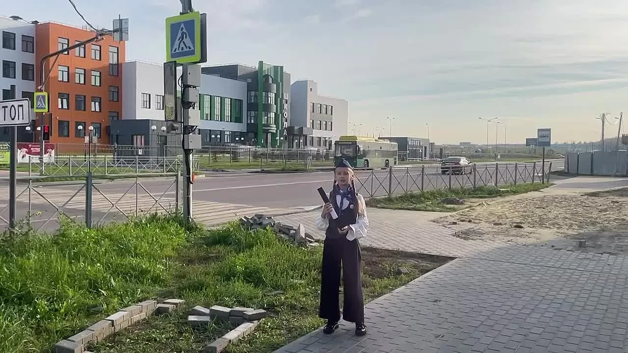 Ученица 4 «А» класса МБОУСОШ 1 им. Л.Б. Ермина с. Засечное Янбуренко Екатерина, 10 лет,...