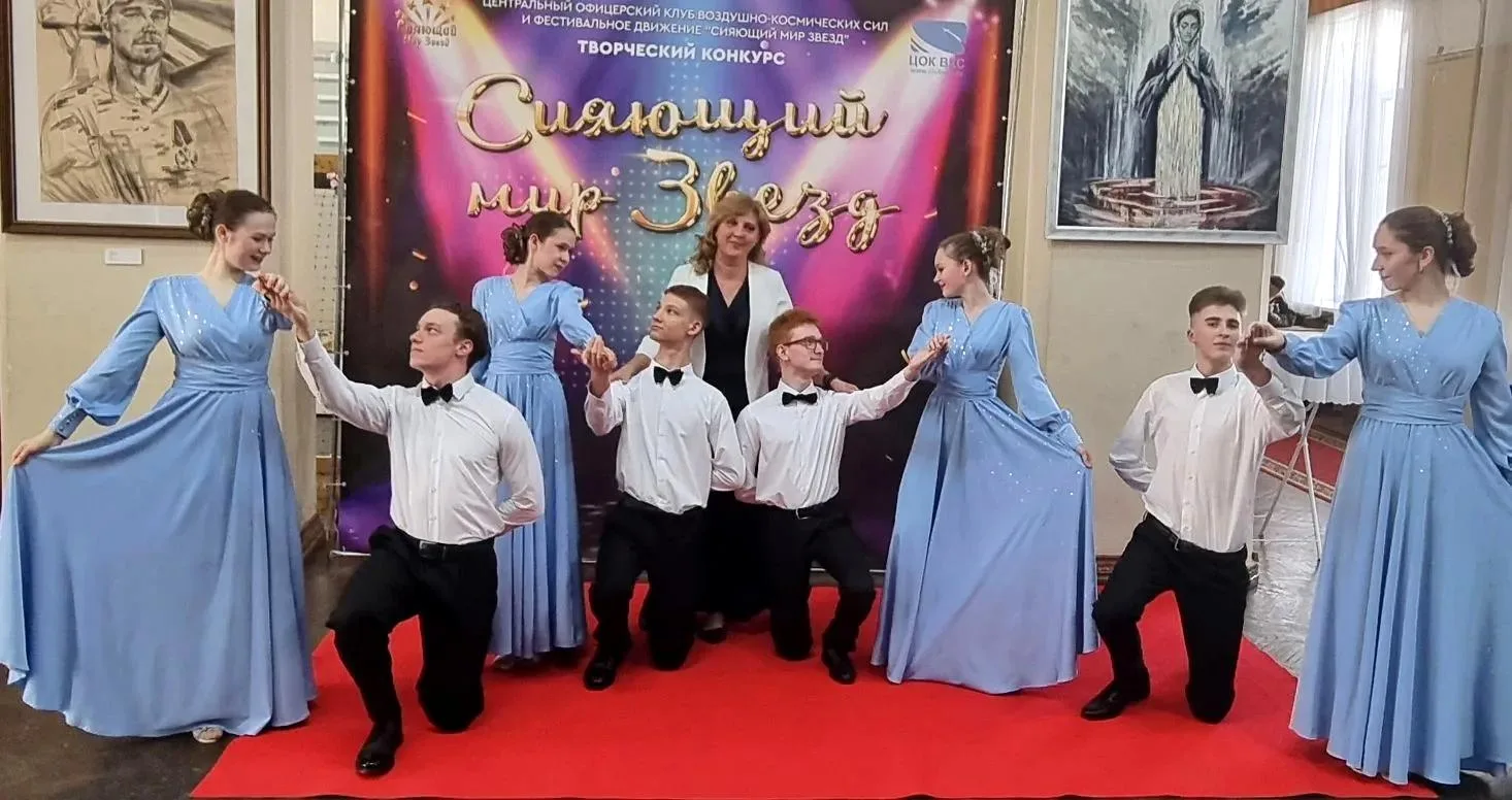 «Танцуй так, как велит твоё сердце, и сцена отзовётся»  💃🕺 Огата Юки  Дорогие друзья! 🤗  Врываемся в