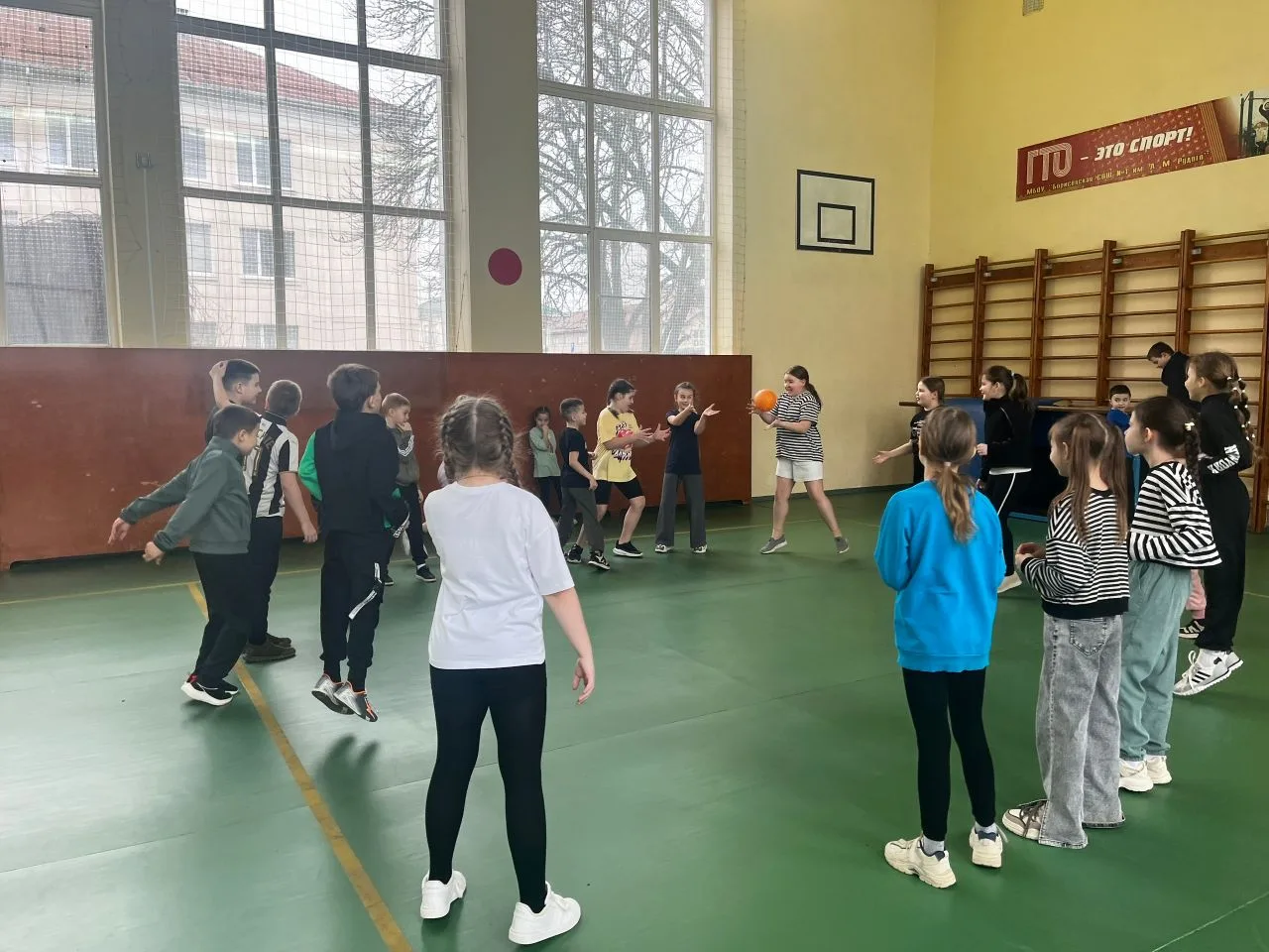 🌟Наши перемены превратились в настоящие праздники дружбы и единства!🌟    В рамках Года Единства Наро