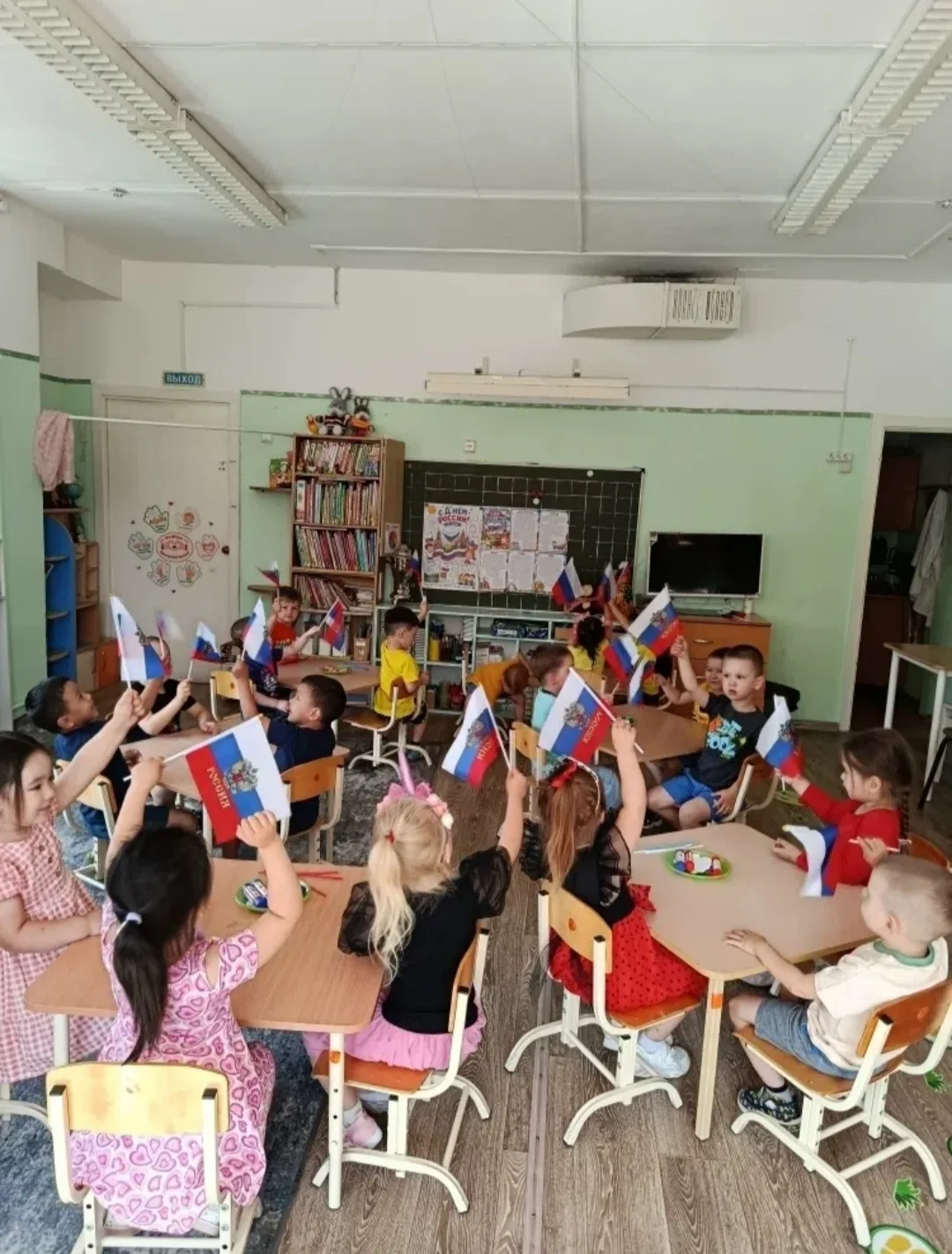 «Моя Родина — Россия»
В преддверии государственного праздника — Дня России — в  младшей группе №4 «Р