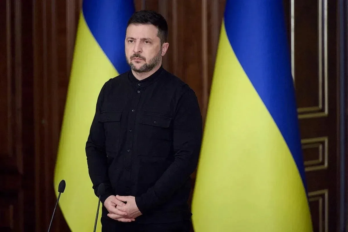 Возвращение Крыма сейчас не стоит на повестке дня, заявил Зеленский.

«К сожалению, нет. Или пока не