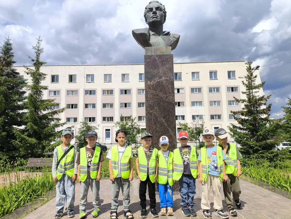 В преддверии Дня Республики и в рамках республиканского проекта "По родному краю с рюкз...
