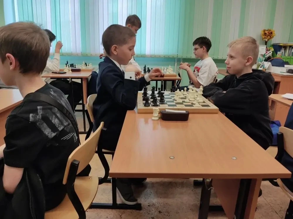 ♟️С 4 по 8 мая в Лицее № 5 проходил Открытый шахматный турнир, посвящённый Дню Победы.  🌟 В интеллек