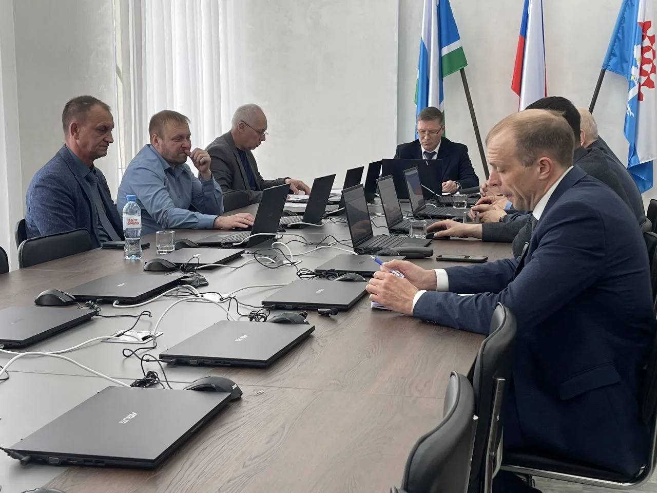 🤔По данным Комитета ЭТС и ЖКХ в отопительном сезоне 2025-2026 года на сетях теплоснабжения произошло