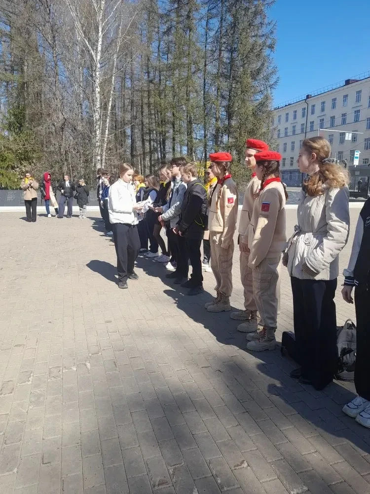 Без срока давности: обучающиеся Центра образования № 69 почтили память жертв геноцида советского нар