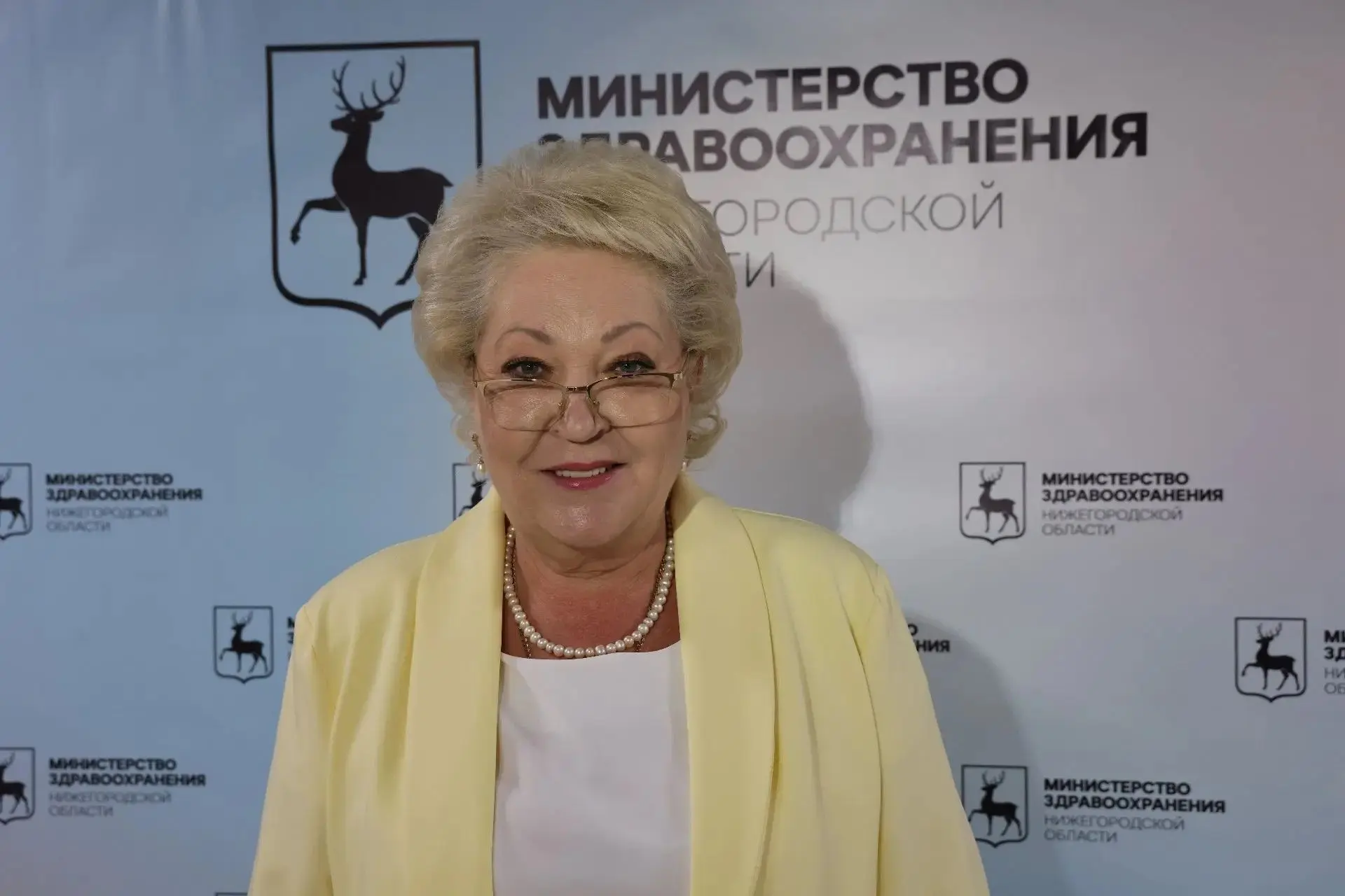 Дорогие врачи, медицинские сёстры, фельдшеры, акушерки, лаборанты, санитарки и все работники здравоо