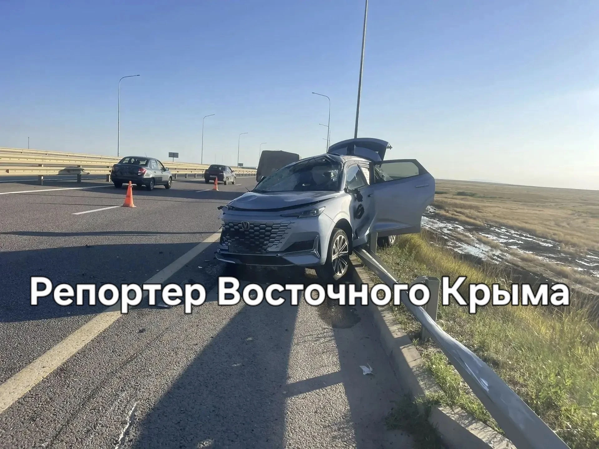 В Ленинском районе в аварию попала иномарка

Как сообщили газете #РепортерВосточногоКрыма очевидцы, 
