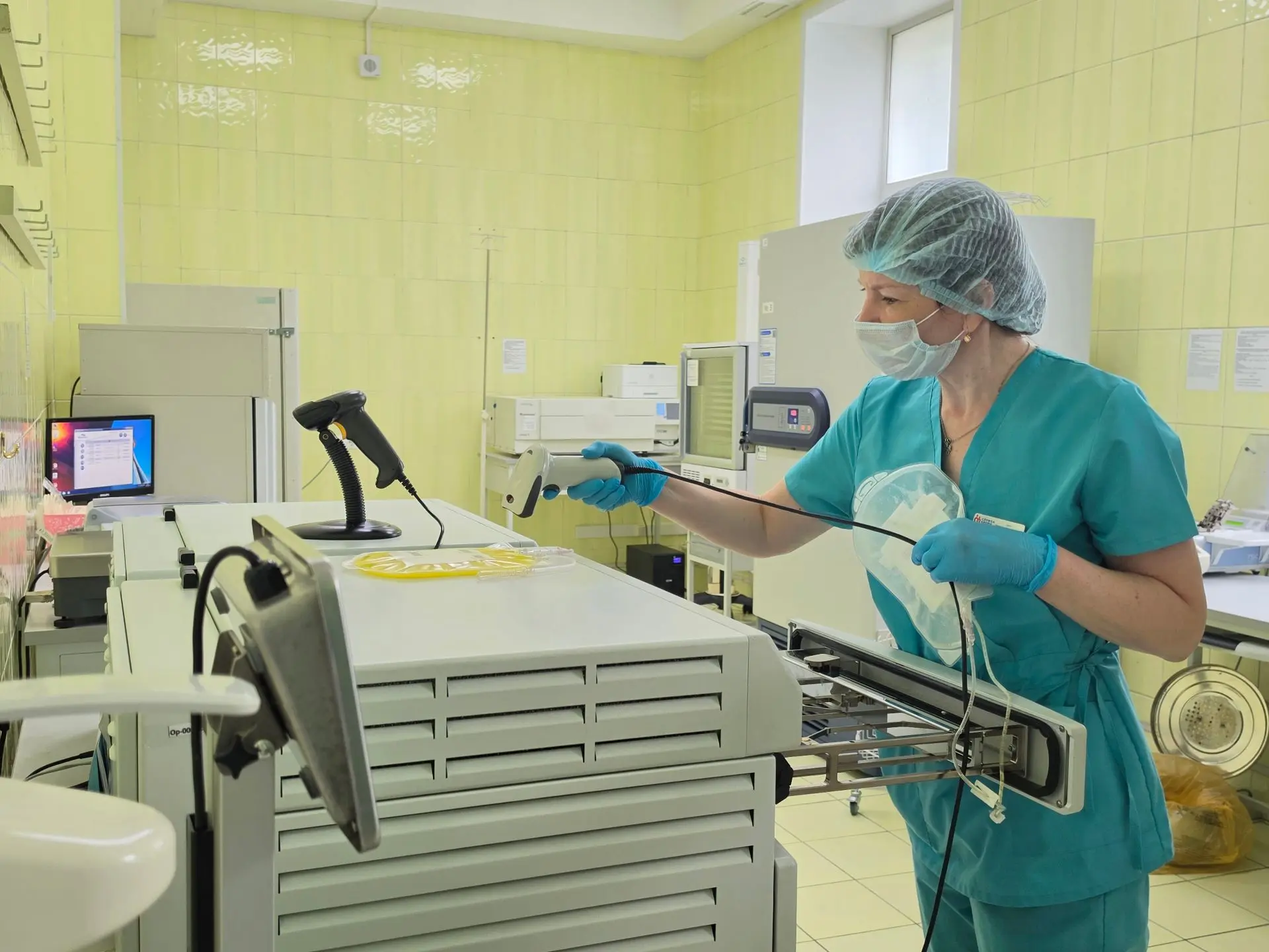Новшества в работе Кузбасского центра крови для безопасного переливания и сохранения ко...