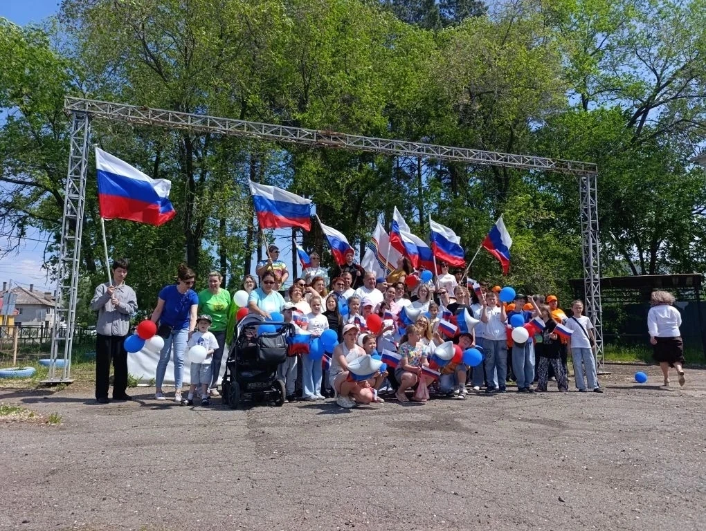 🇷🇺 Россия — это мы!

Сегодня в посёлке Приамурский царила невероятная атмосфера единства и патриот