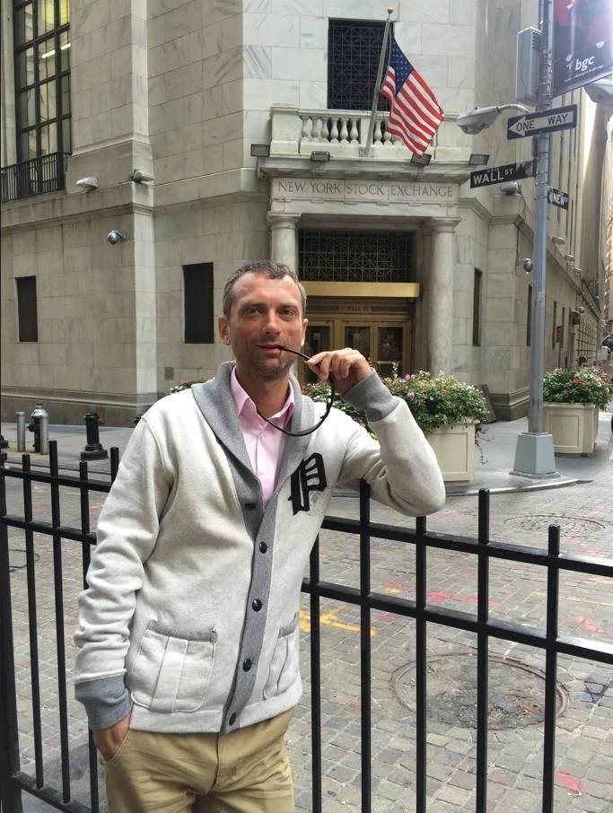 лето 2015 год, США, Нью-Йорк, 11 Wall Street, New York, NY 10005 к.э.н. Пушкарев Д.В. на практике

Д