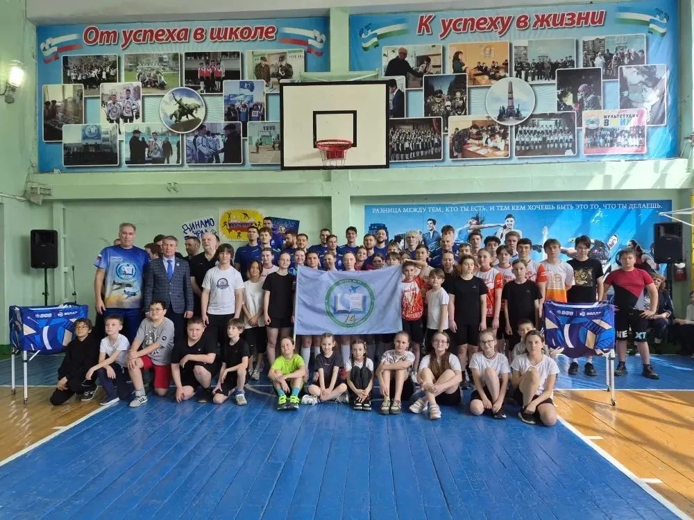 В рамках тура «Мы-Башкортостан» нашей школе выпала возможность в живую встретиться с волейбольным кл