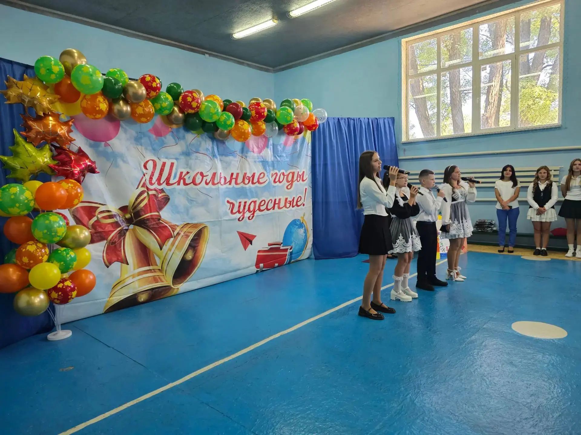 📚🍎 1 сентября в нашей школе прошла торжественная линейка, посвящённая началу нового у...