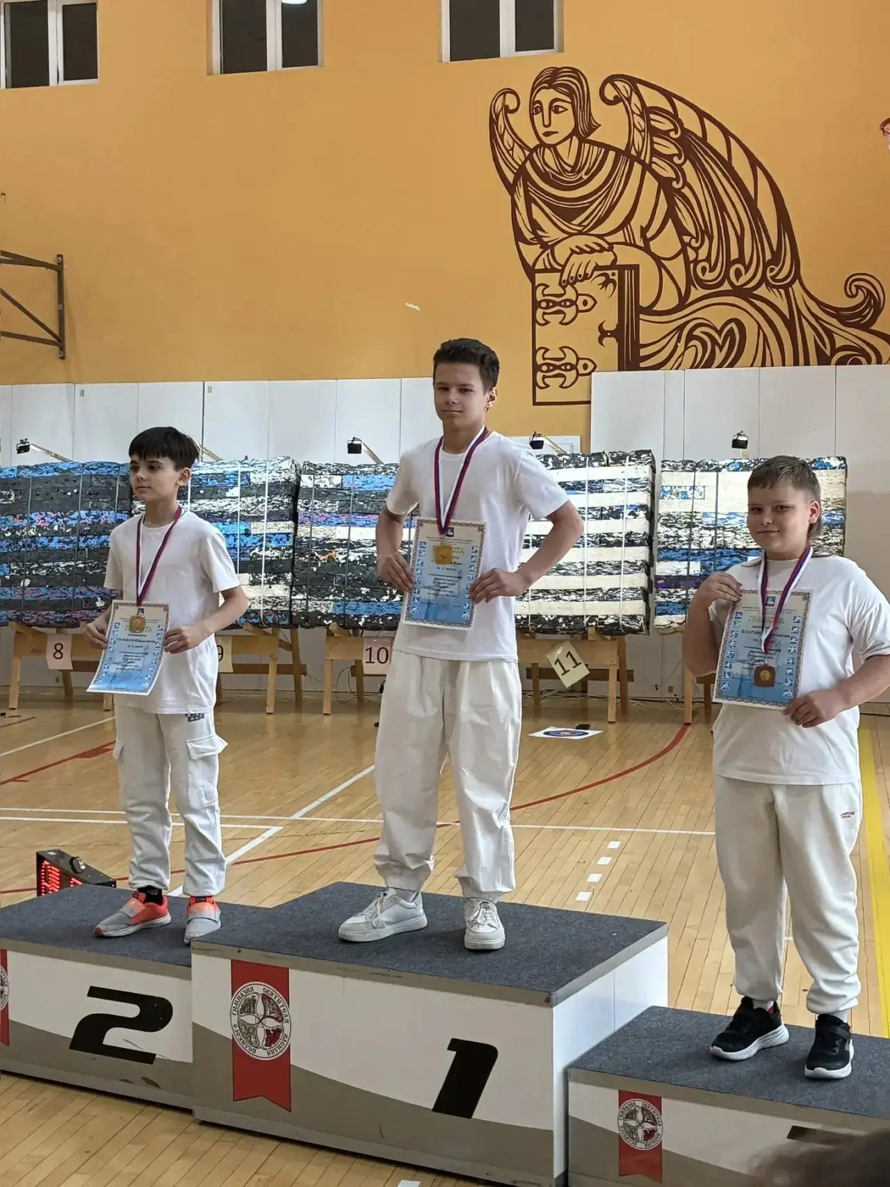 🏹✨ Великолепная победа!  Ученик 5 «Б» класса Сатышев Иван занял 🥇 1 место в областных соревнованиях 