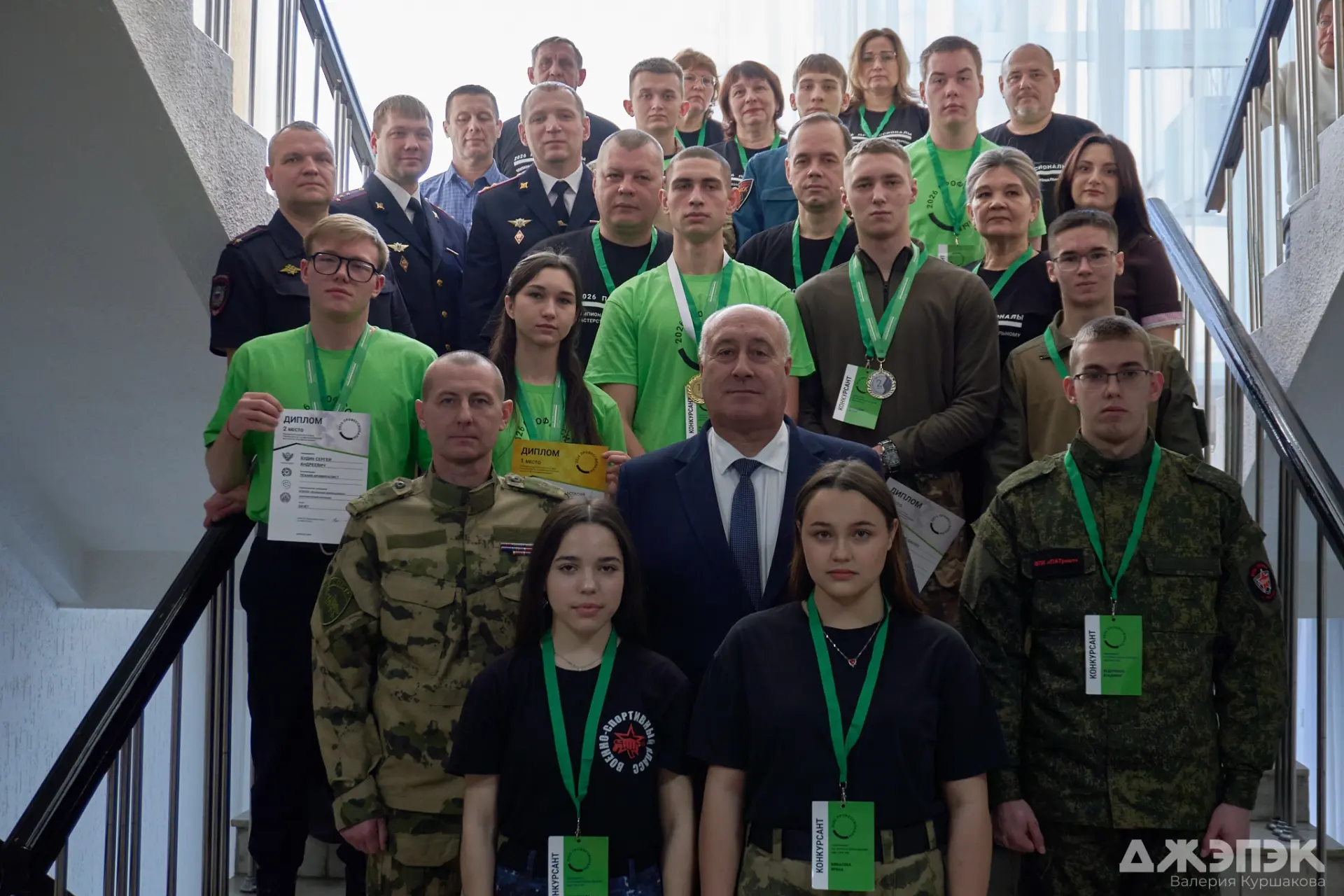 Делимся с вами фотографиями с награждения наших будущих защитников — победителей Чемпионата «Професс
