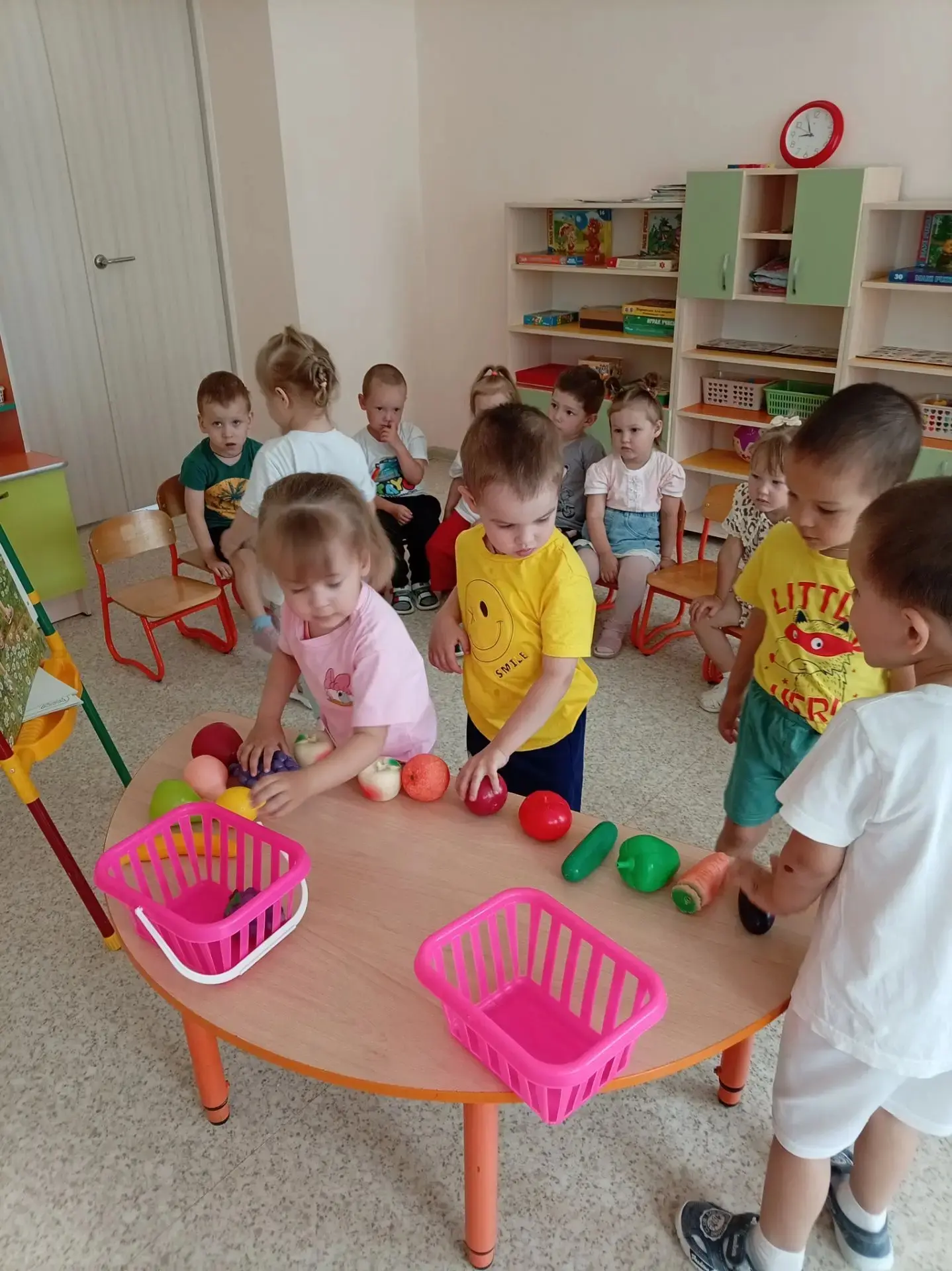 👦В здоровом теле- здоровый дух! 👫В первой младшей группе "Колокольчики" прошёл тематический день «